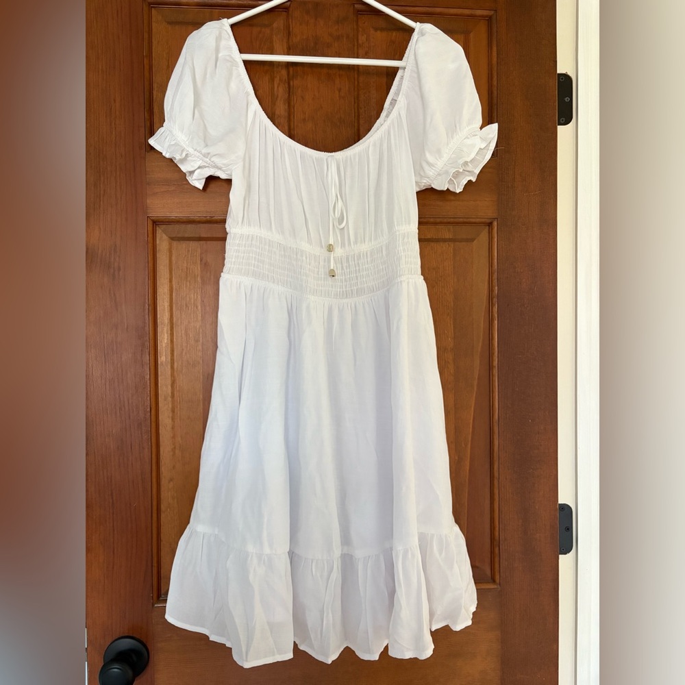 White Puff Sleeve Dress (perfect for a beach picnic!)
